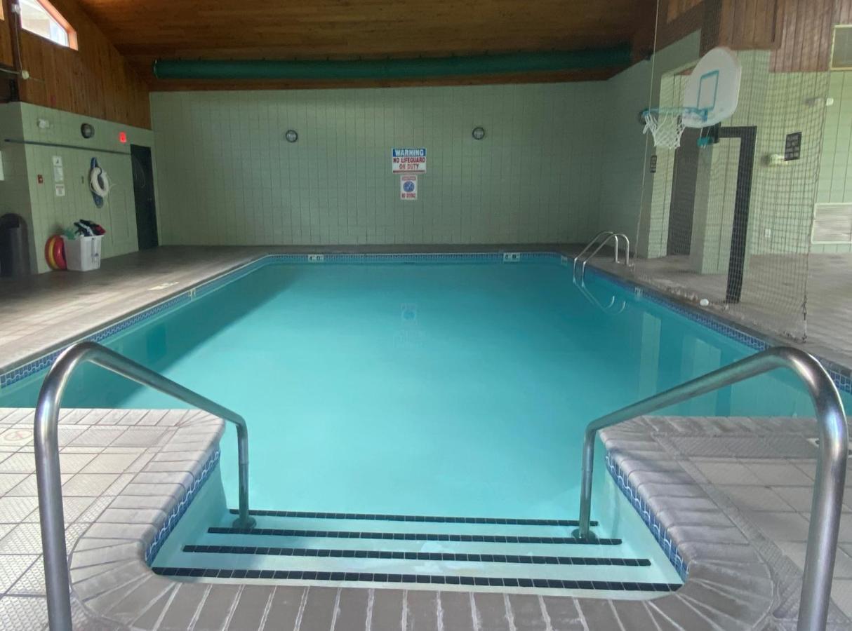 Americinn By Wyndham New Richmond Kültér fotó